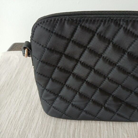 Crossbody quilted Purse - Picture 4 of 5
